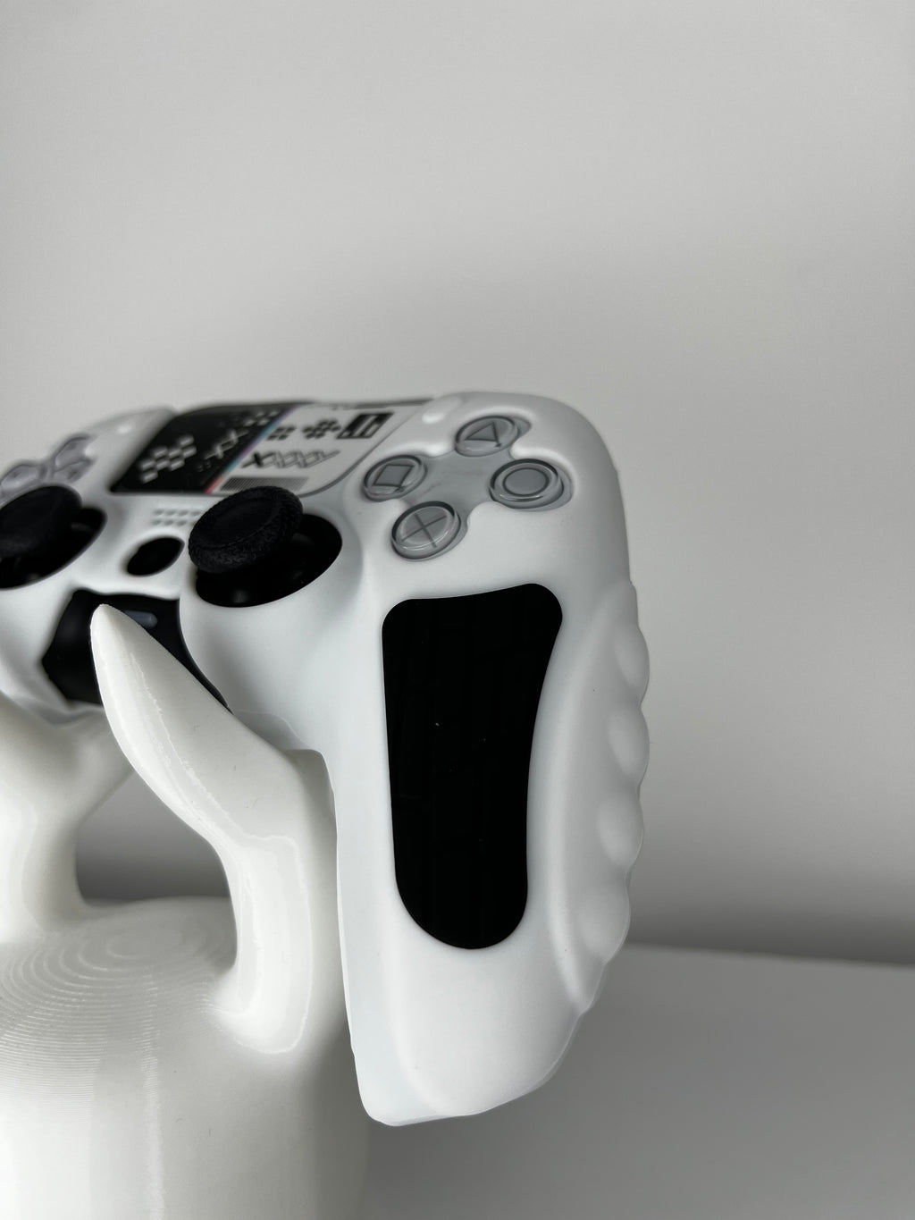 ابيض ps5 تلبيسة